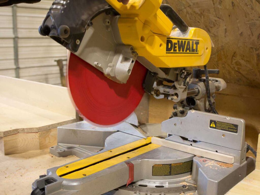 Sliding Compound Mitre Saw